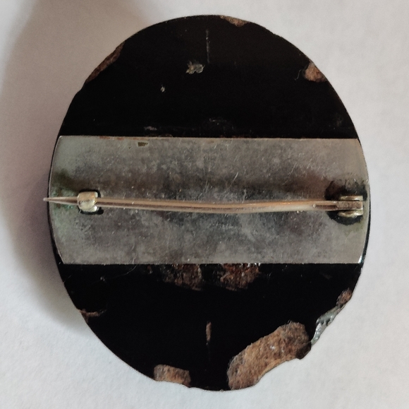 Antique Victorian Whitby Jet Bog Oak Mourning Brooch - Picture 3 of 16